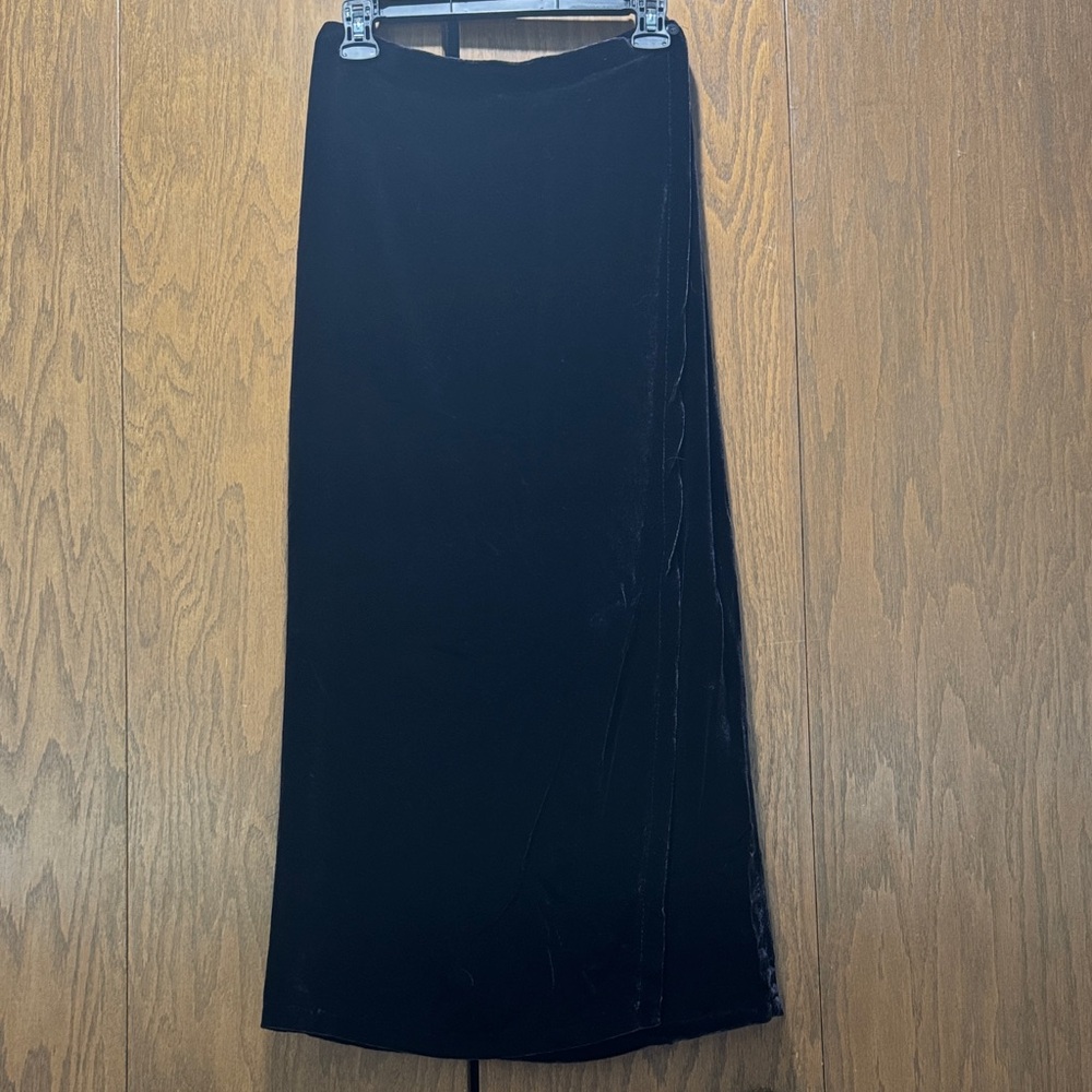 Eileen Fisher Elegant Black Maxi Skirt